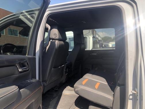 2024 GMC Sierra 2500 AT4