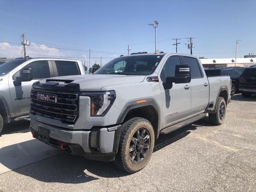 2024 GMC Sierra 2500 AT4