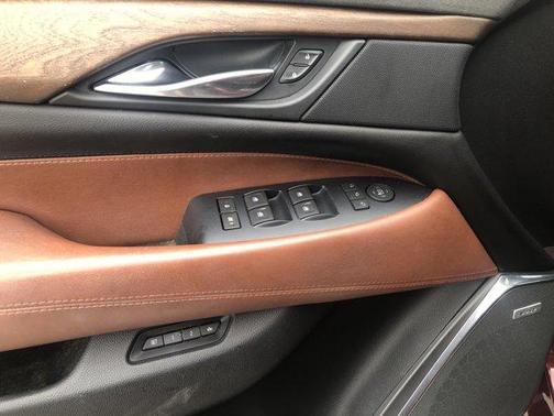 2017 Cadillac Escalade ESV Luxury