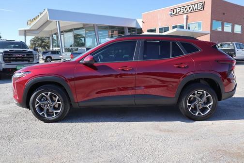 2024 Chevrolet Trax LT