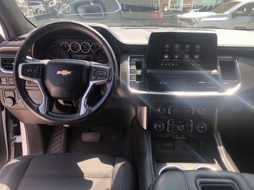 2023 Chevrolet Suburban LS