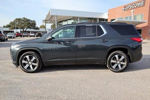 2021 Chevrolet Traverse LT Leather