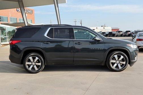 2021 Chevrolet Traverse LT Leather