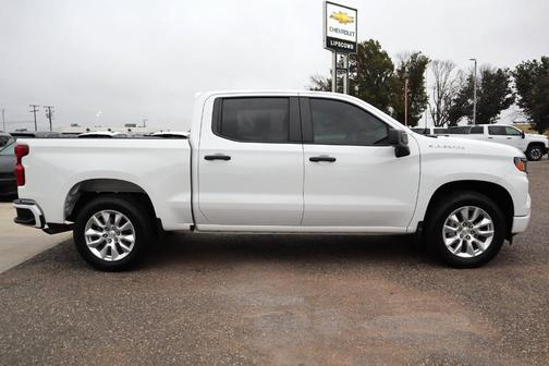 2024 Chevrolet Silverado 1500 Custom