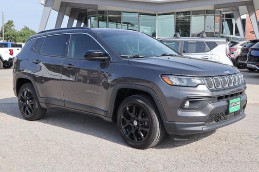 2022 Jeep Compass Latitude Lux