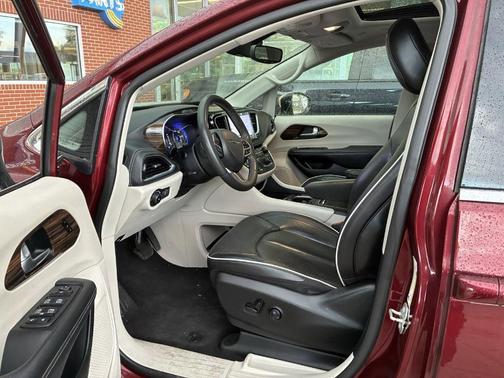 Red 2023 Chrysler Pacifica Limited