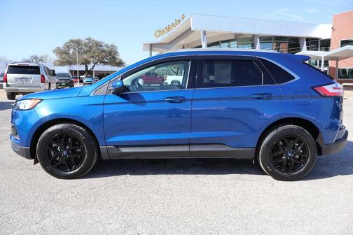 Blue 2022 Ford Edge SEL