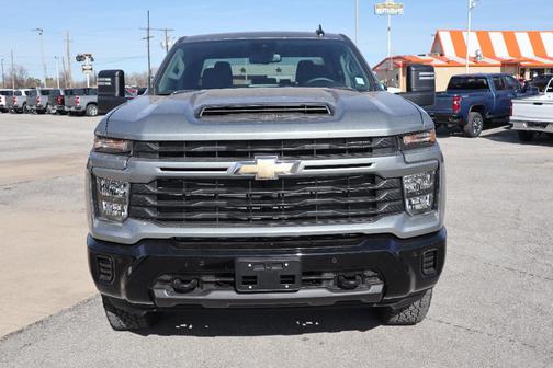 2025 Chevrolet Silverado 2500 Custom
