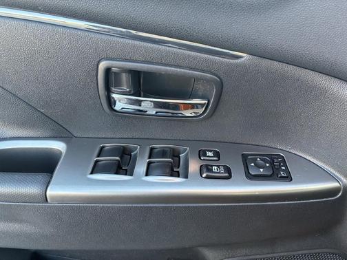 2024 Mitsubishi Outlander Sport S