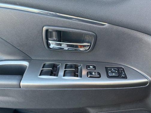 2024 Mitsubishi Outlander Sport S