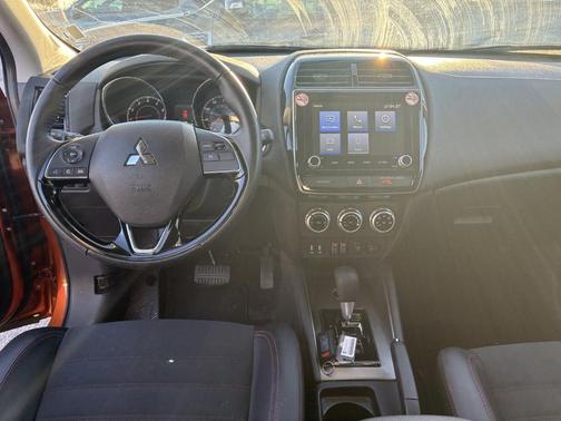 2024 Mitsubishi Outlander Sport S
