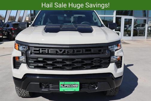 White Sand 2026 Chevrolet Silverado 1500 Custom Trail Boss