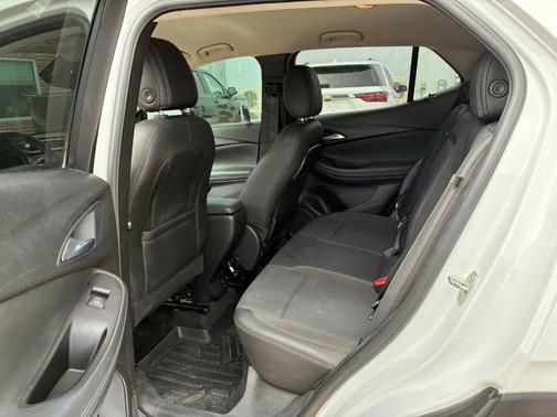 2020 Buick Encore GX Select