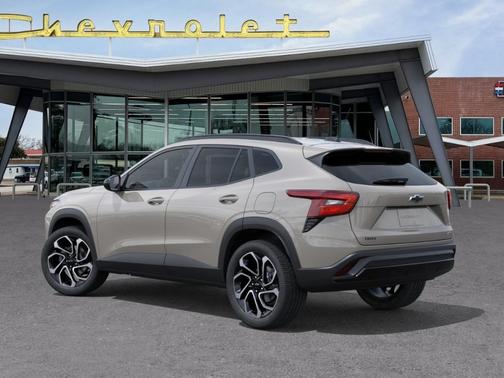 White Sand 2026 Chevrolet Trax 2RS