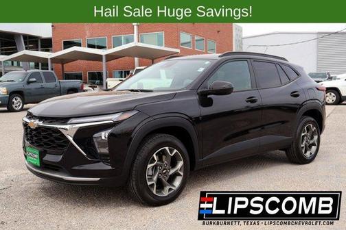 Mosaic Black Metallic 2025 Chevrolet Trax LT