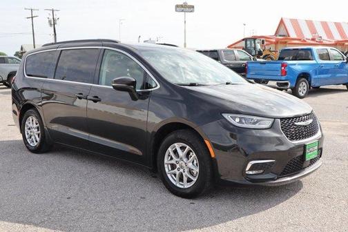 2022 Chrysler Pacifica Touring-L