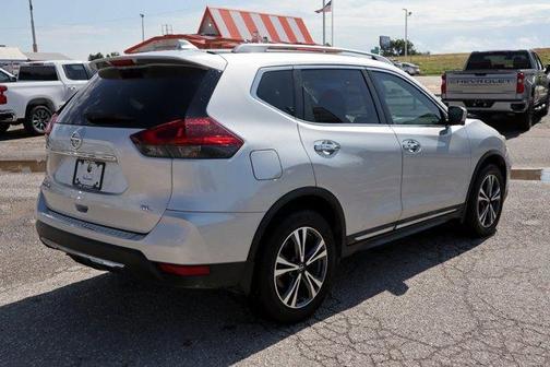 2018 Nissan Rogue SL