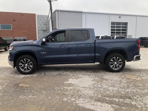 2024 Chevrolet Silverado 1500 LT