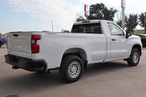 2025 Chevrolet Silverado 1500 WT