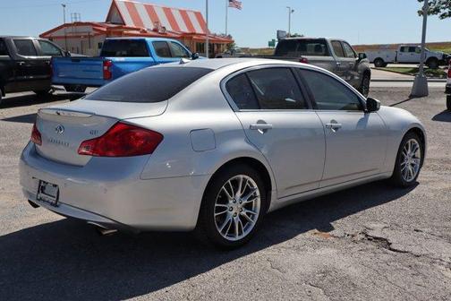 2013 INFINITI G37 Journey