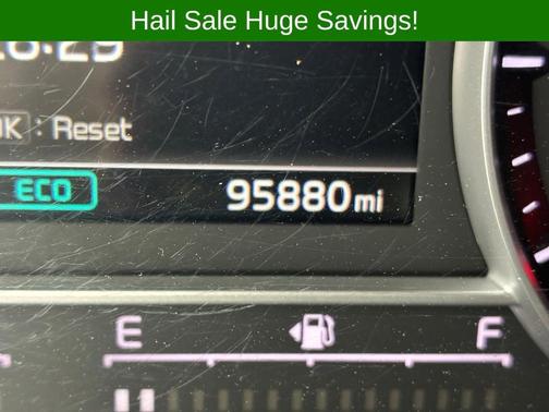 Gray 2022 Kia Sorento Hybrid S
