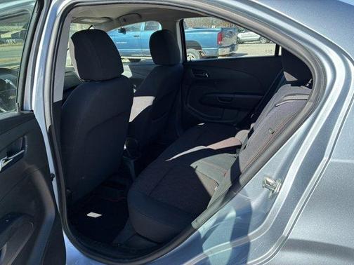 2017 Chevrolet Sonic LT