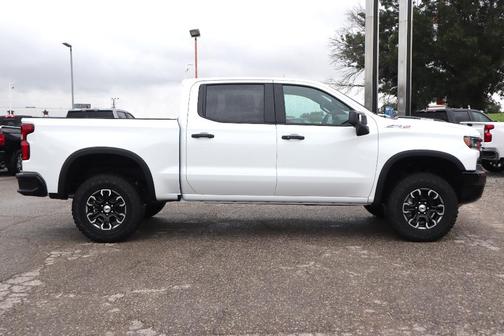 2025 Chevrolet Silverado 1500 ZR2