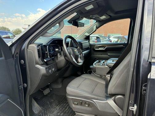 Dark Ash Metallic 2023 Chevrolet Silverado 1500 LT