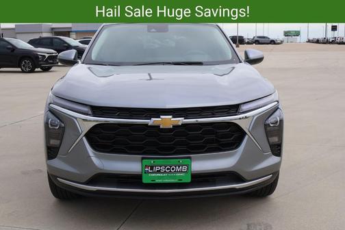 Sterling Gray Metallic 2026 Chevrolet Trax LT