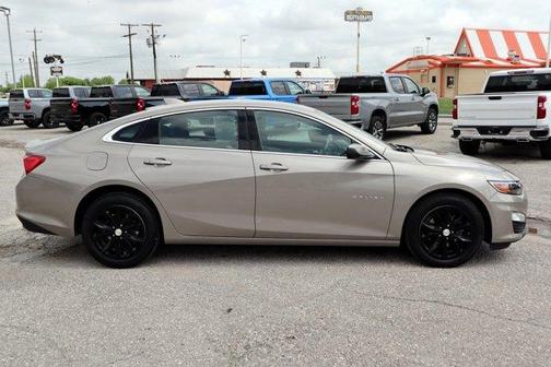 2025 Chevrolet Malibu LT