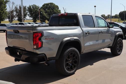 Sterling Gray Metallic 2026 Chevrolet Colorado Trail Boss