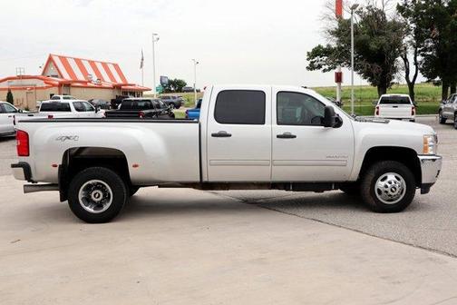 2011 Chevrolet Silverado 3500 LT