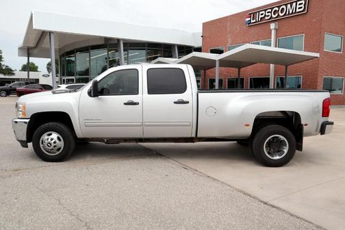 2011 Chevrolet Silverado 3500 LT