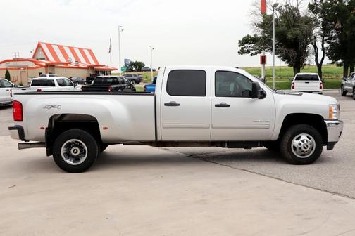 2011 Chevrolet Silverado 3500 LT