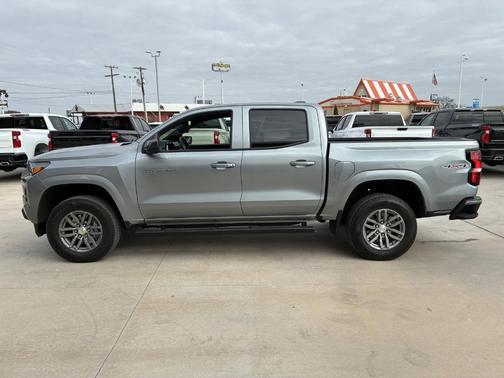 2025 Chevrolet Colorado LT