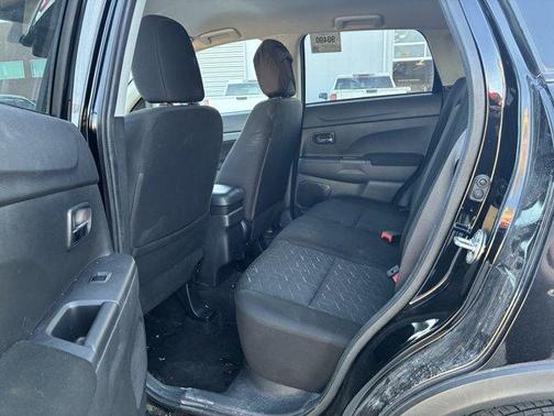 2024 Mitsubishi Outlander Sport 2.0 ES