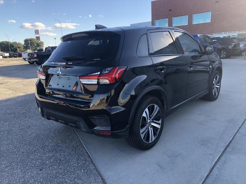 2024 Mitsubishi Outlander Sport 2.0 ES