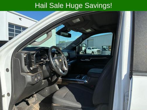 Summit White 2024 Chevrolet Silverado 2500 LT