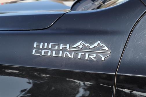 2022 Chevrolet Tahoe High Country
