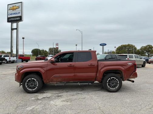 2025 Toyota Tacoma TRD Sport