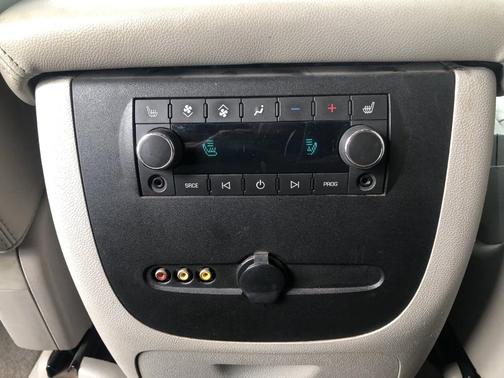 2012 Chevrolet Suburban 1500 LT