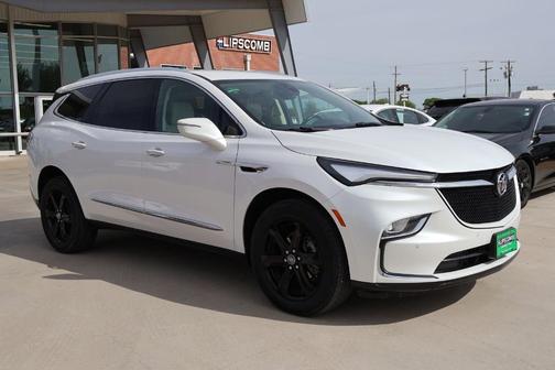 2023 Buick Enclave Essence