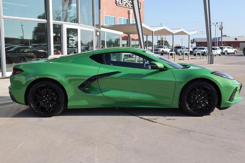 2026 Chevrolet Corvette Stingray w/1LT