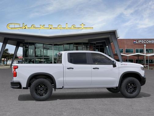 Summit White 2026 Chevrolet Silverado 1500 ZR2