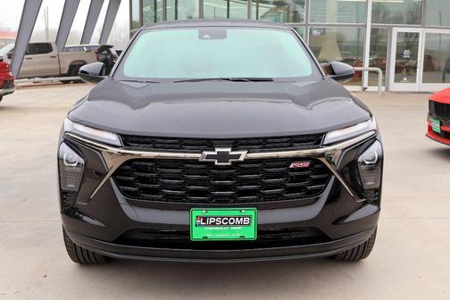 Mosaic Black Metallic 2026 Chevrolet Trax 1RS