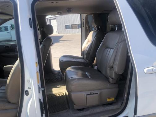 2003 Toyota Sienna LE