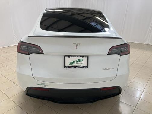 2024 Tesla Model Y Performance