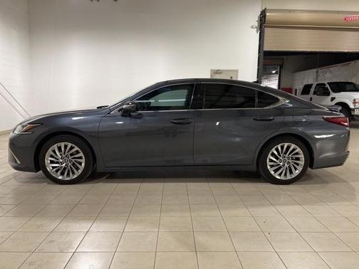 2022 Lexus ES 350 Luxury