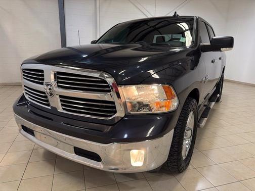 Maximum Steel Metallic Clearcoat 2017 RAM 1500 Big Horn