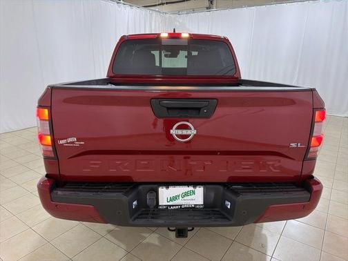 Cardinal Red Metallic 2024 Nissan Frontier SL